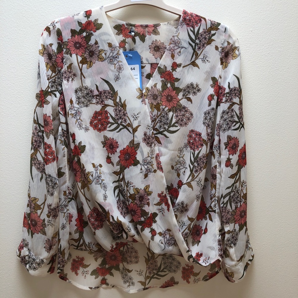 Off-white floral flowers blouse